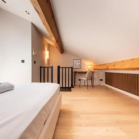 Picasso 1, Duplex 5 People - Wifi - Air Conditioning Appartement *